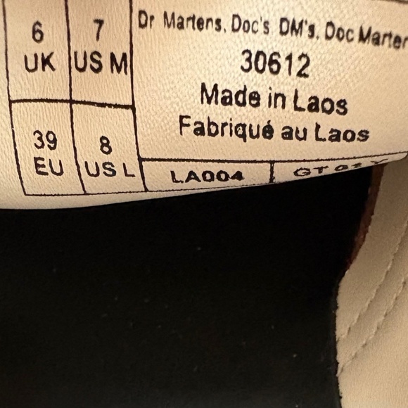 Dr. Martens Women’s 31696 leather lace up Platform shoes - Picture 10 of 12